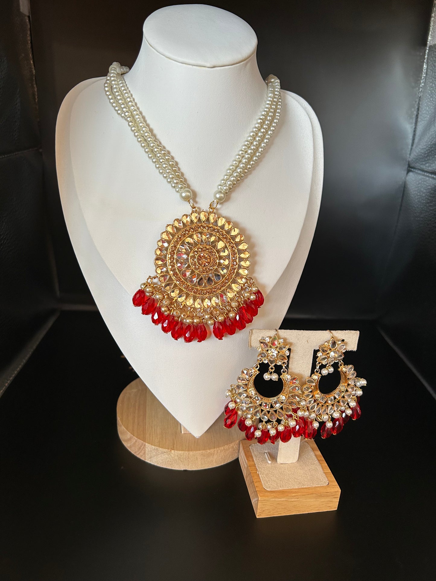 Kundhan Mala with earrings